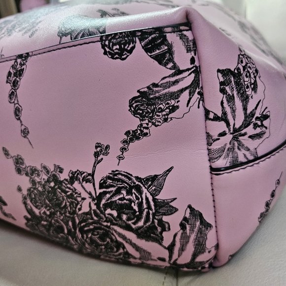 Victoria's Secret Pink Tote with Black Floral Design - Picture 2 of 8
